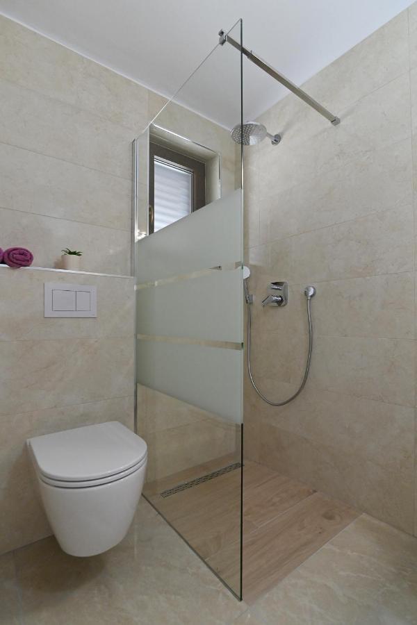 Andrea I Apartamento Baška